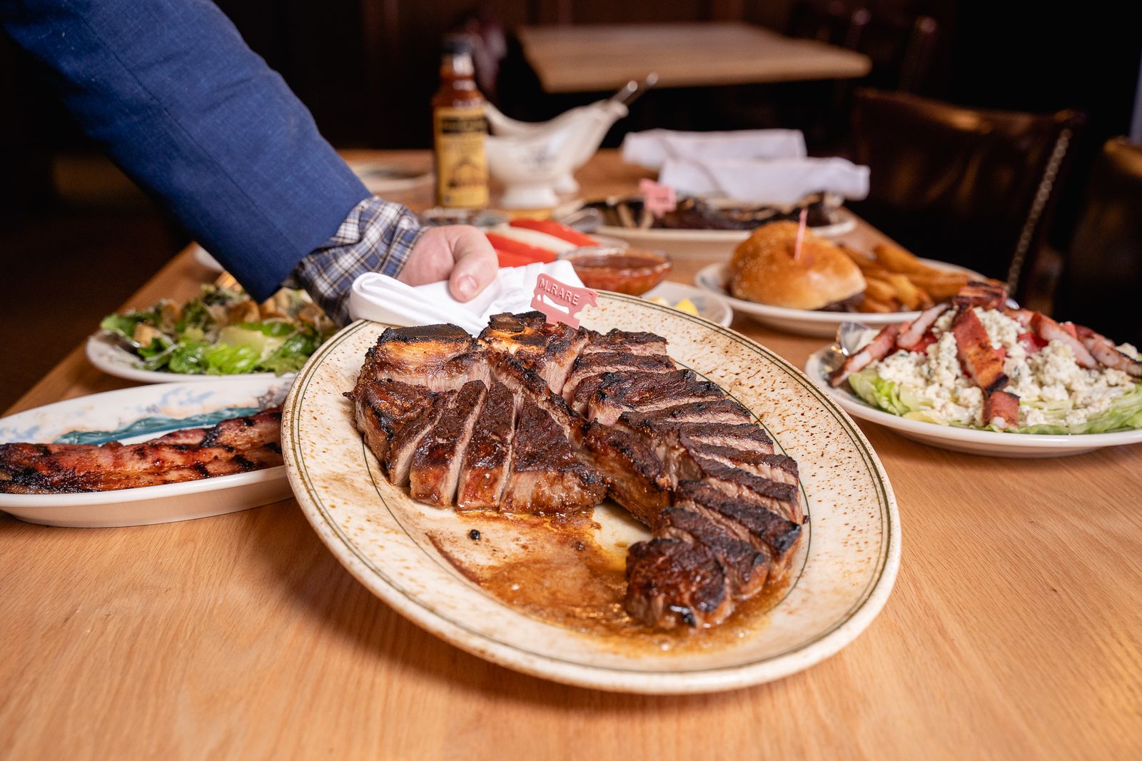 Iconic Peter Luger Steak House to Open Las Vegas Location at Caesars Palace